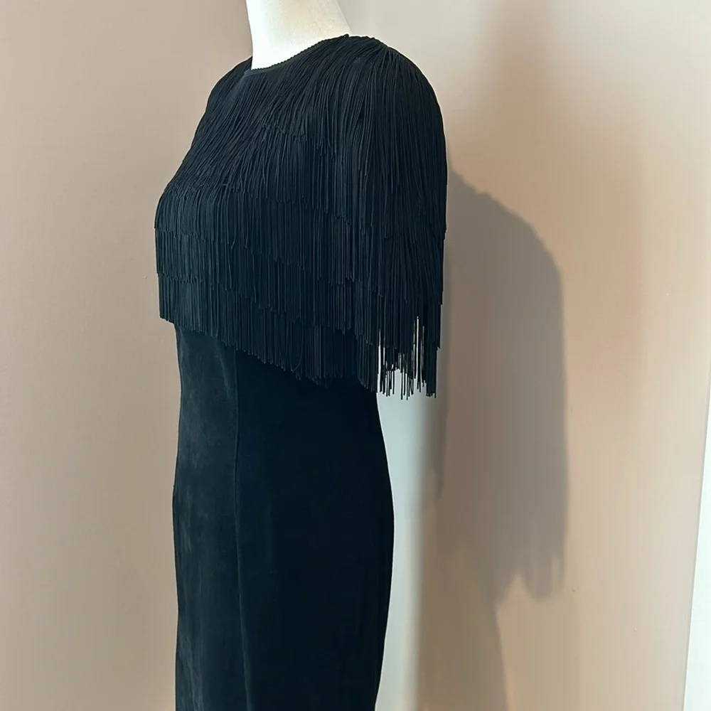 1980's Vintage Pia Rucci Flapper Fringe Suede Sheath Dress Statement Shoulders - Picture 6 of 14